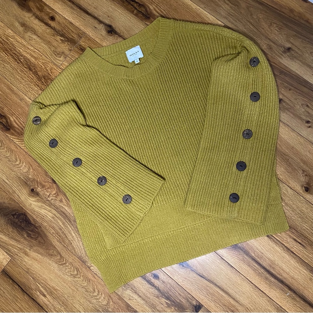 Mustard sweater